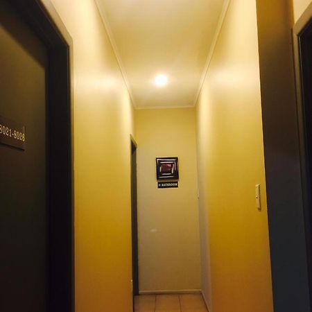 Хостел Kiwi Airport Backpackers Окленд Экстерьер фото